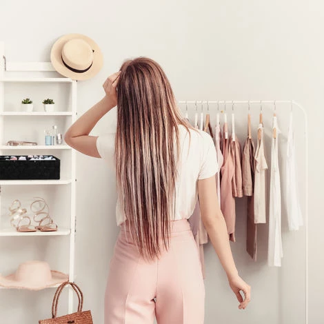 Relaxdays Corbeille De Rangement Avec 4 Compartiments, Stockage De Cosmétique, Salle De Bain, 10 X 32 X 27 Cm, Noir 5 Relaxdays Corbeille De Rangement Avec 4 Compartiments, Stockage De Cosmétique, Salle De Bain, 10 X 32 X 27 Cm, Noir – Image 3