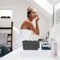 Relaxdays Panier De Rangement Avec Couvercle, Aspect Tressé, Organiseur, HxlxP 10,5 X 19,5 X 14,5 Cm, Plastique, Gris 10 Relaxdays Panier De Rangement Avec Couvercle, Aspect Tressé, Organiseur, HxlxP 10,5 X 19,5 X 14,5 Cm, Plastique, Gris -Petit rangement Soldes Magasin 52203676 4