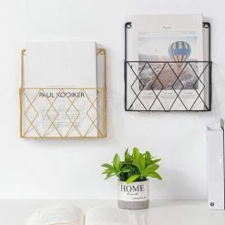 MACARON Montage Mural Porte-revues, Newspaper Bibliothèque Rack De Stockage Paniers En Métal De Fil Noir Décoration Shelf Fichiers Pour Office Salon Chambre LO-Ron -Petit rangement Soldes Magasin 56494125 4