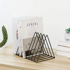 TINOR Porte Magazine Metal, 9 Fentes Porte Revue Or, Bibliothèque Triangle, Étagère Rangement à Livres, Porte-Journaux, Support Magazine Design Pour Bureau, Salon, Maison, 26cm -Petit rangement Soldes Magasin 59683869 4