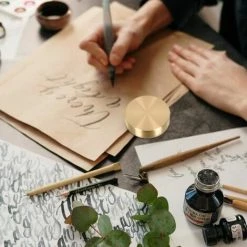 Round Presse-papier Calligraphie Créative Peinture Papier Poids Presse Papier -2pcs -4CM FUIENKO -Petit rangement Soldes Magasin 63951992 2