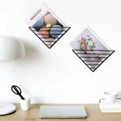 ARC-EN-CIéL Triangle Étagère à Livres Pour Présentoir D'Entrée, Étagères à Livres Murales En Fer Pour Organisateur De Crèche, Étagère De Rangement Murale En Métal, Titulaire Du Fichier, Porte Revues (Noir, 23*5*23cm) Arcenciél -Petit rangement Soldes Magasin 64127350 5