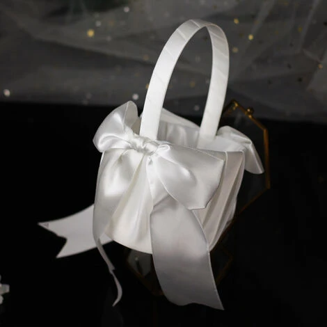 ILOVEMILAN Flower Girl Flower Basket Exquisite 13*22 Flower Basket European And American Popular Style Bridal Wedding Flower Basket Wedding Petal Petals Confetti Decoration (White) 5 ILOVEMILAN Flower Girl Flower Basket Exquisite 13*22 Flower Basket European And American Popular Style Bridal Wedding Flower Basket Wedding Petal Petals Confetti Decoration (White) – Image 3