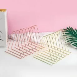 FUIENKO Organisateur De Livre En Fer Forgé à 7 Grilles, étagère De Rangement Pratique Pour Les Fichiers, Style Nordique, Bureau,gold,CHINA 8 FUIENKO Organisateur De Livre En Fer Forgé à 7 Grilles, étagère De Rangement Pratique Pour Les Fichiers, Style Nordique, Bureau,gold,CHINA -Petit rangement Soldes Magasin 68245585 2