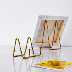 FUIENKO Présentoir De Magazines D'art En Fer, Support à Vaisselle, Assiette, Cadre De Bol, Support De Livre Sur Pied, Présentoir D'art En Fer, Accessoires De Bureau,GDM 8 FUIENKO Présentoir De Magazines D'art En Fer, Support à Vaisselle, Assiette, Cadre De Bol, Support De Livre Sur Pied, Présentoir D'art En Fer, Accessoires De Bureau,GDM -Petit rangement Soldes Magasin 68250044 2